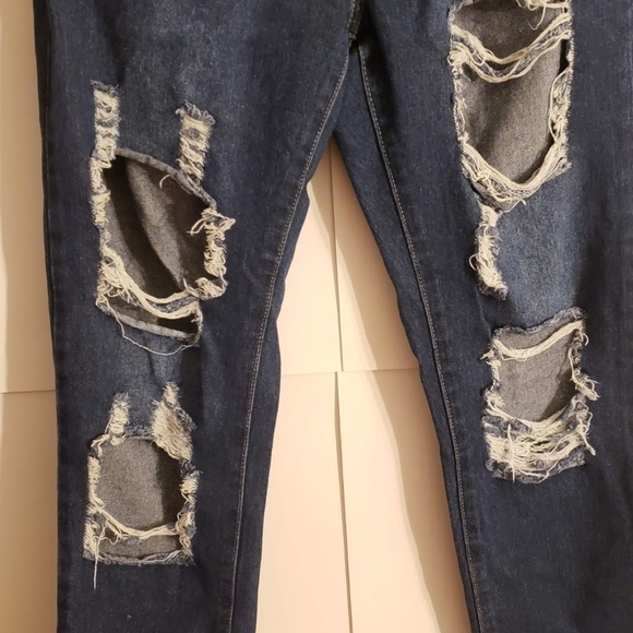 American Bazi Distressed Denim Boyfriend Jeans Size Medium 100% Cotton - Picture 3 of 11
